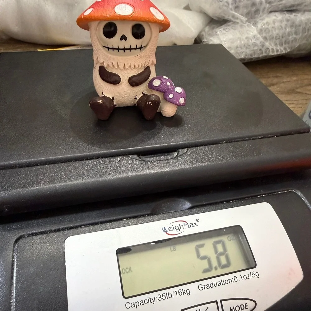 Furrybones Kinoko The Fungi Resin Figurine Statue Mushrooms Skeleton Halloween